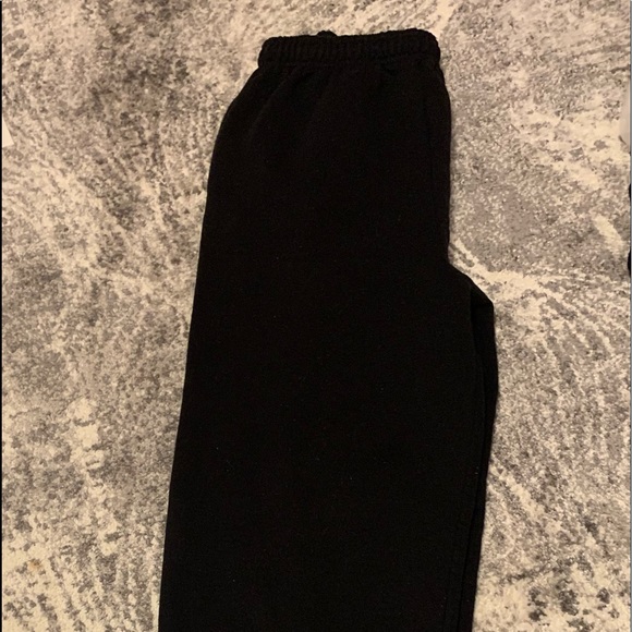 Black jogging pants - Picture 2 of 2